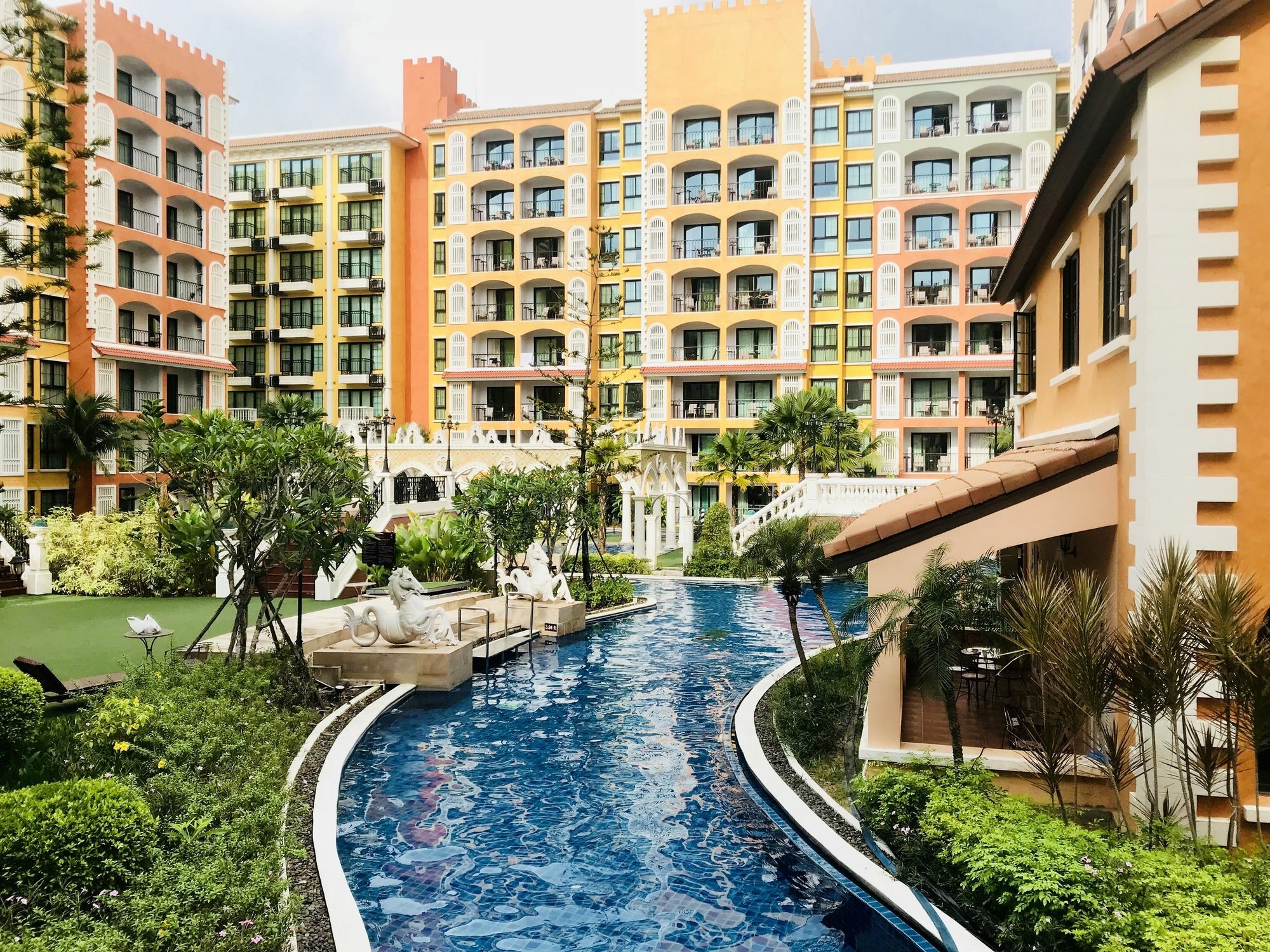 Appartement Venetian Pattaya à Sattahip Extérieur photo